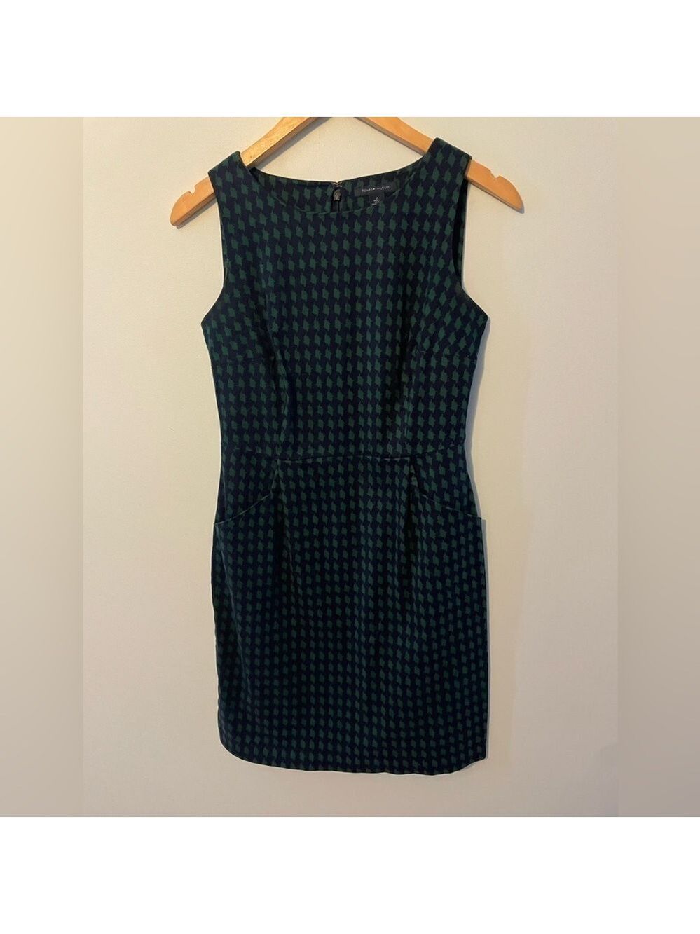 Tommy Hilfiger Dress Size 2